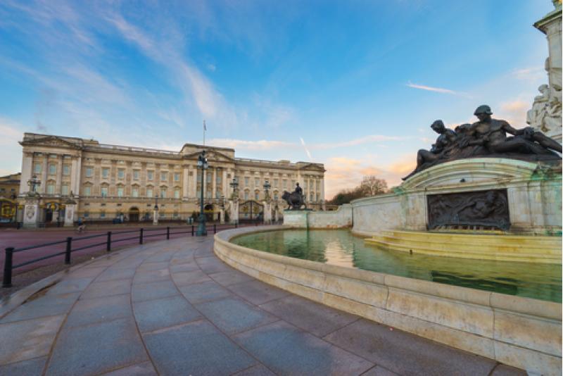 Buckingham-Palace-Restoration